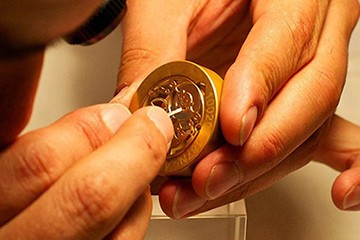 宁波劳力士上了劲以后为什么不走